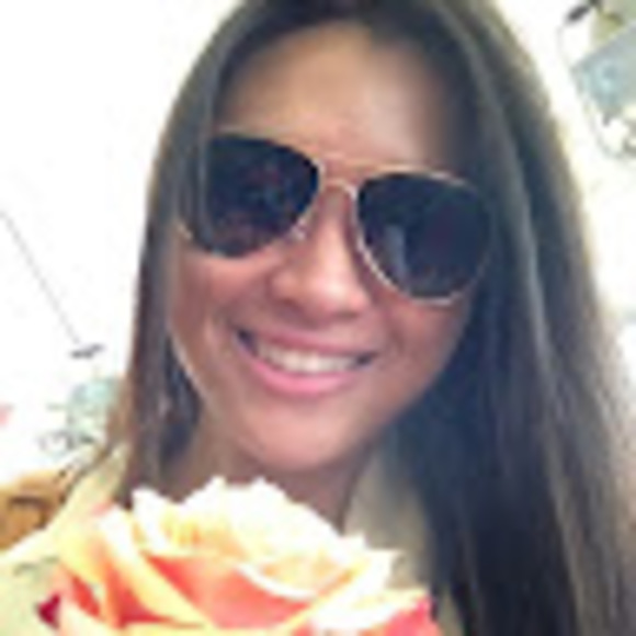 Meet your Posher, Amanda - Picture 1 of 1